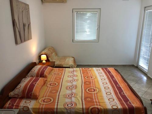 Studio Apartment image 7