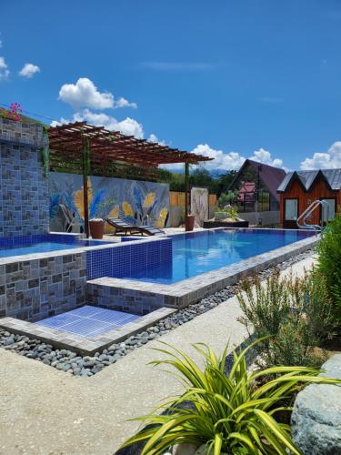 Le Annabelle Mountain View Resort in Gloria
