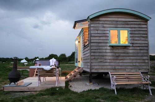 Luxury Retreat 30mins Taxi Ride From West London photo 1