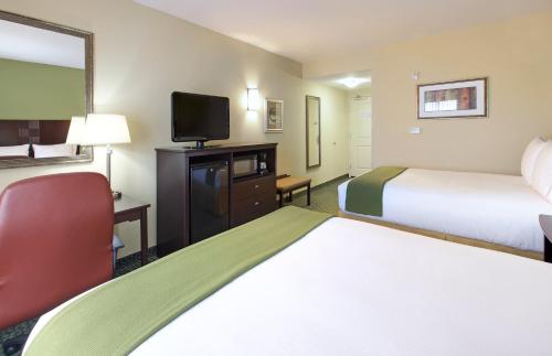 Holiday Inn Express & Suites Covington, an IHG Hotel