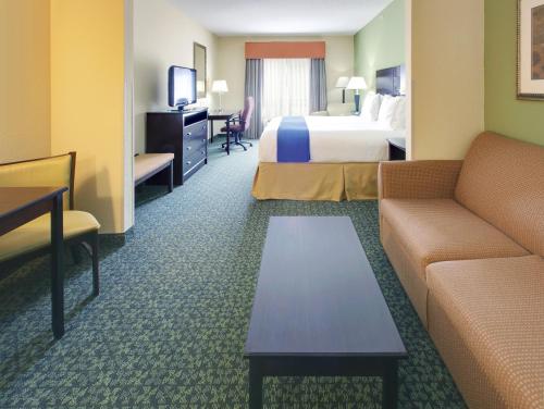 Holiday Inn Express & Suites Covington, an IHG Hotel