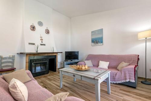 Three-Bedroom Villa image 8