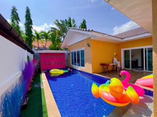Pw Pool Villa Bangsaray