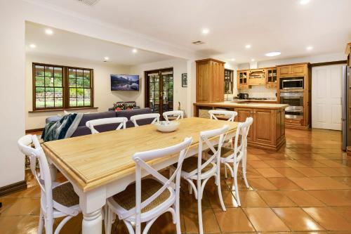 Redgum-Retreat, 4Bdrm Sleeps 8 Wildlife in Blackwood