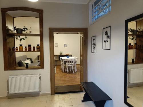 ล็อบบี้, La Pablito in เมดาส