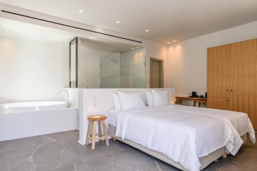 1 queen bed