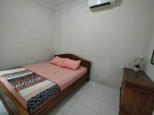 Yura House