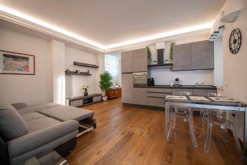 Cherubini Apartment by Mamo Florence, Firenze