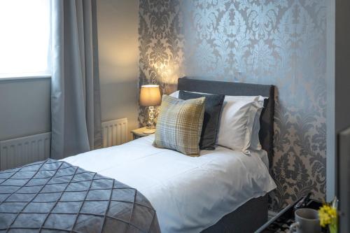 Gloucester House - image 13