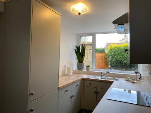 Regency cottage 10 minutes from Bath city centre in Swainswick