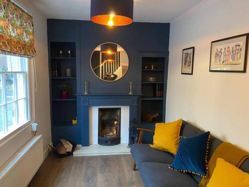 Regency cottage 10 minutes from Bath city centre in Swainswick