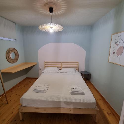 Studio room in athensvintage