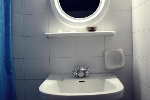Elga Hotel - image 7