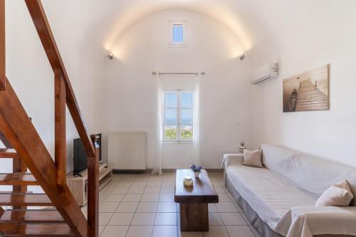  Ampelos Executive Houses in Pirgos