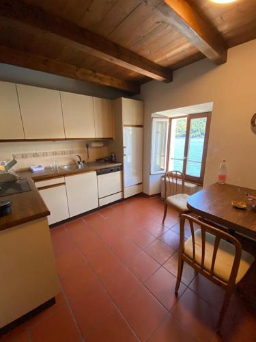 Apartment in erster Seelinie in Morcote in Vico Morcote