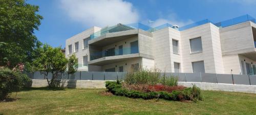  Apartamentos modernos Residencial el Pinar, Unterkunft in Liencres