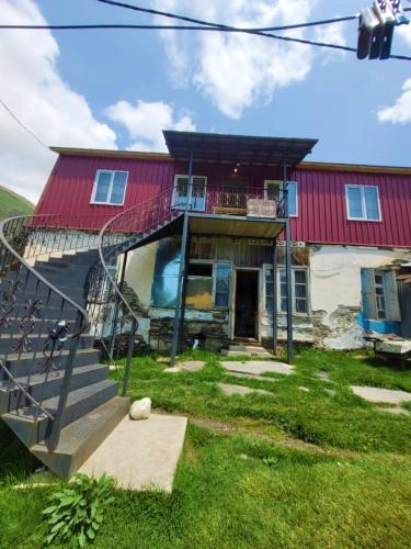 المنظر الخارجي, Guesthouse Miranda in Ushguli