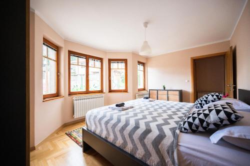 Spacious & Modern Apartments- Old Town, Sarajevo (Foto 7)