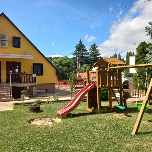 Krisztina Apartman 2-3 in Szekesfehervar City Center