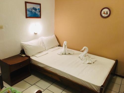  Apartments Magda in Polychrono