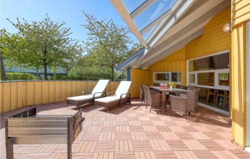 Balkons/terase, Poolhaus 2 In Hohendorf in Gross Mohrdorf