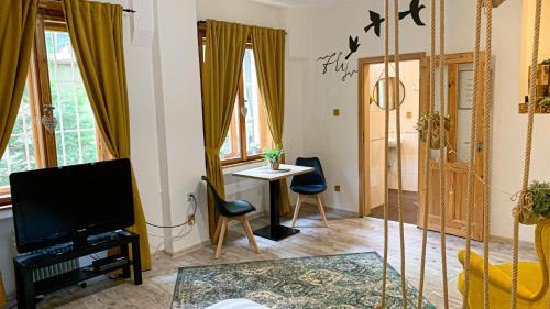Beautiful Apartment in Bratislava Old Town with AC, Bratislava (foto 10)