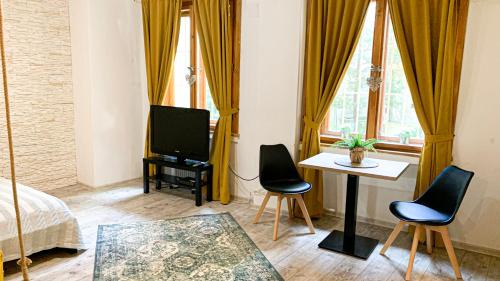 Beautiful Apartment in Bratislava Old Town with AC, Bratislava (foto 6)
