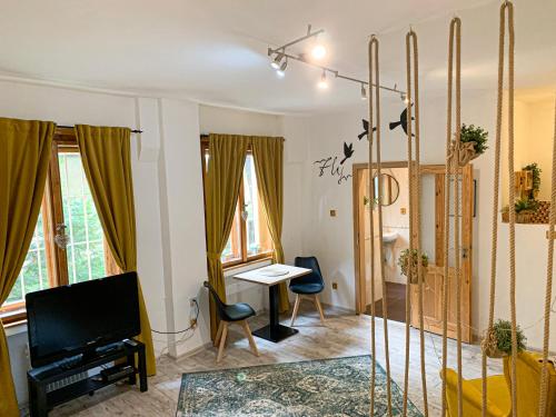 Beautiful Apartment in Bratislava Old Town with AC, Bratislava (foto 5)
