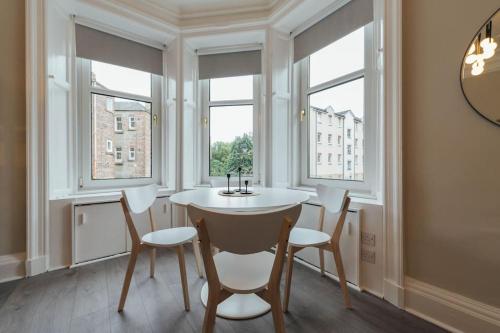 Stylish Stirling Apartment - free parking in Stirling