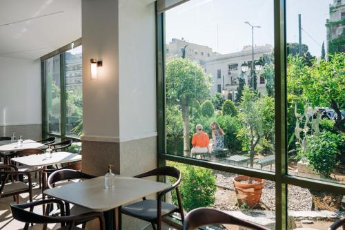 Athinais Hotel - image 10