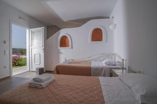 Casa Nostra Mykonos Boutique Rooms & Studios