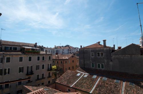 Al Portico Guest House - image 12