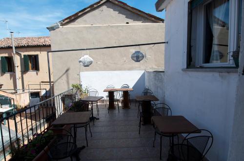 Al Portico Guest House - image 2