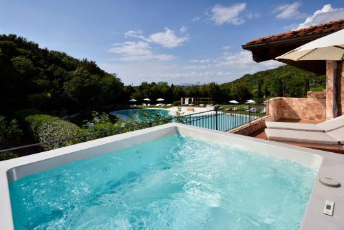 Suite, junior, vista sulla piscina