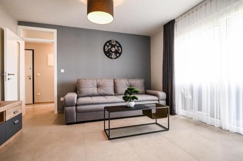 Luxury Apartment Nina with sea view - image 3
