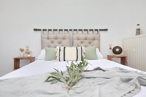 Apartment with Mountain View image 9