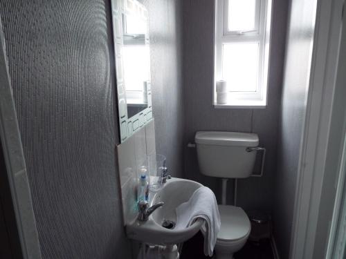 Alfies Hotel - image 13