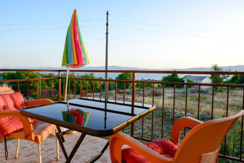 Kilátás, Villa Silva in Chekoshtina