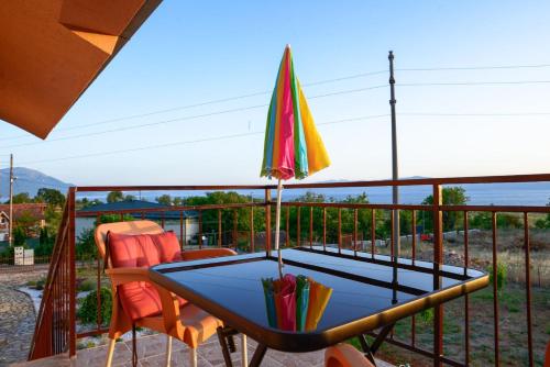 A környék, Villa Silva in Chekoshtina