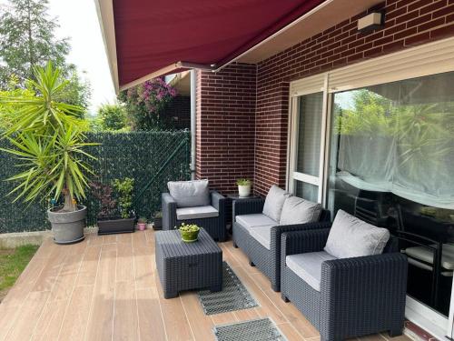  Holiday Family Home, Ferienwohnung in Boó de Piélagos