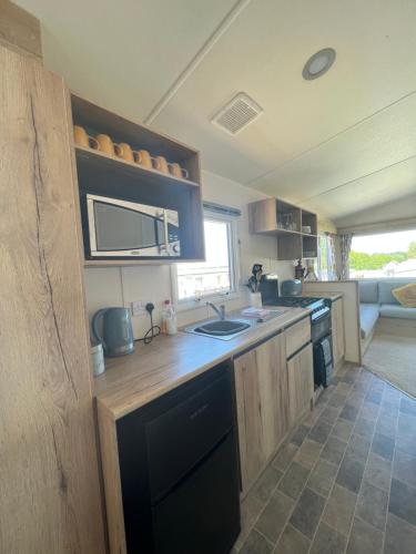 Sunnycott Caravan Park in Cowes West and Gurnard