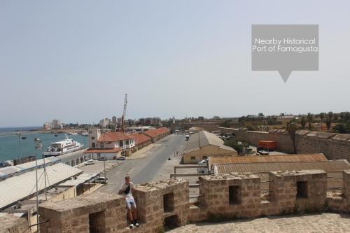 Lavender Homes, Walled City