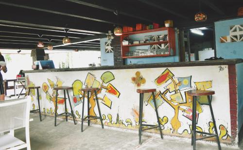 Pub, Zus&Zo in Paramaribo