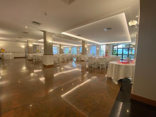 Sunny Palace Hotel Restaurant in Prossedi