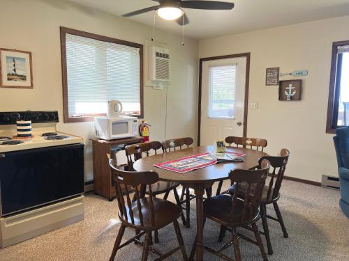 Ephraim Village Cottages - image 13