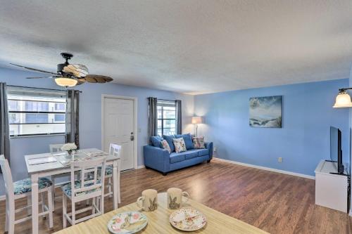 . Idyllic Fort Pierce Retreat - Walk to Beach!
