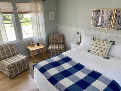 1 queen bed