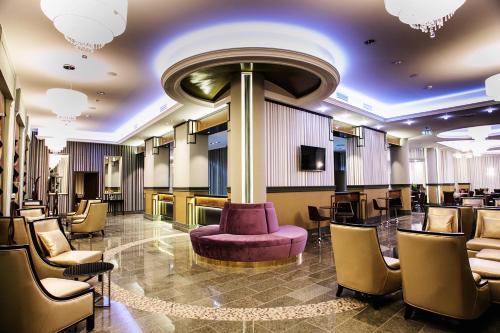 Grand Hotel Glorius Makó - image 2