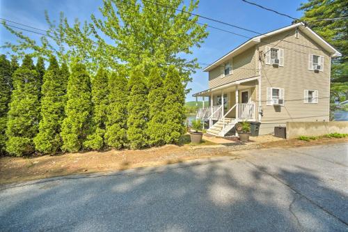 Lake Luzerne Home with Fire Pit on Hudson River