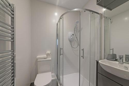 K Suites - Waveney Chambers 1 OLD - Tap to explore photos